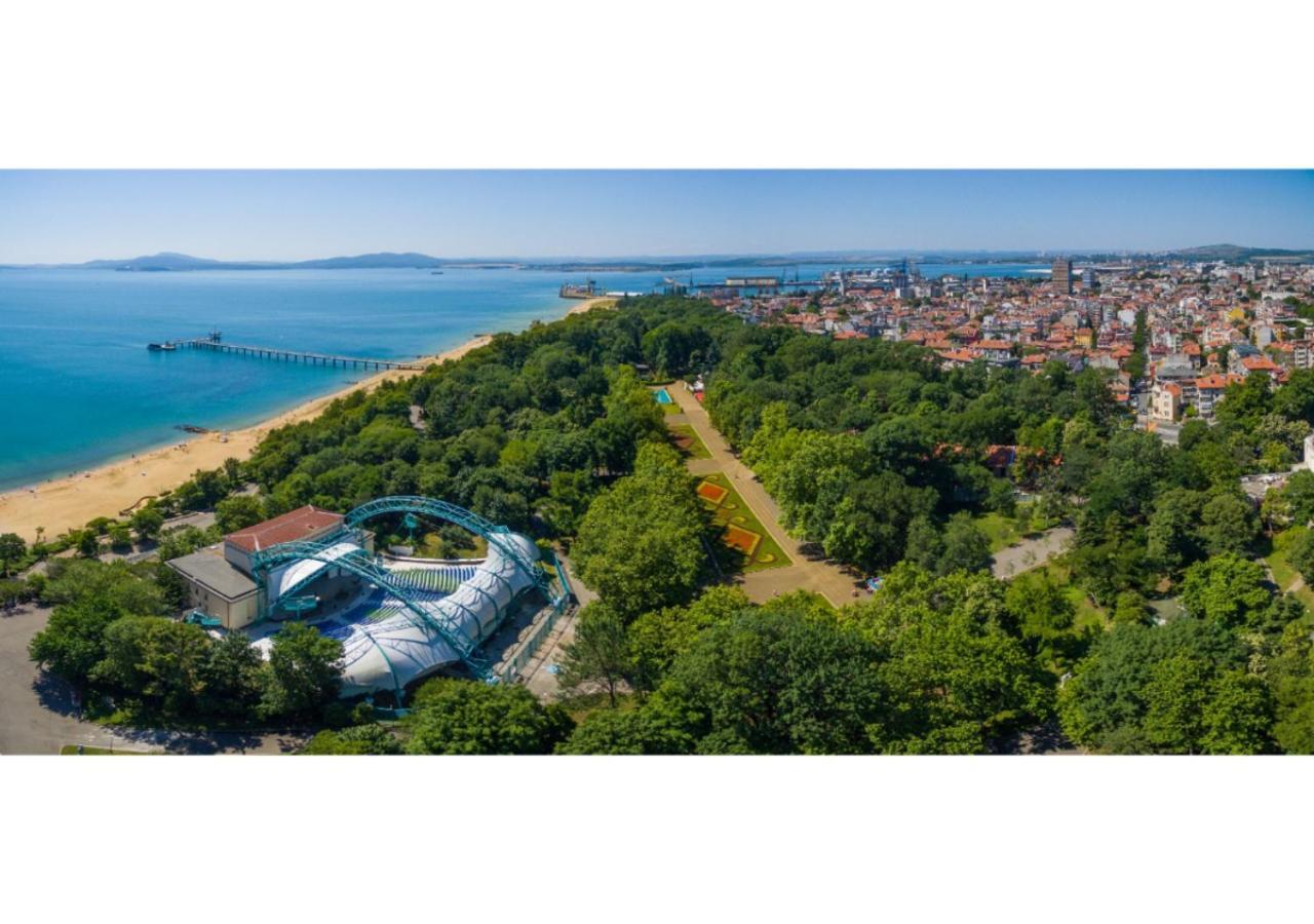 Great Apartment Near The Sea,Central Place! Бургас Экстерьер фото