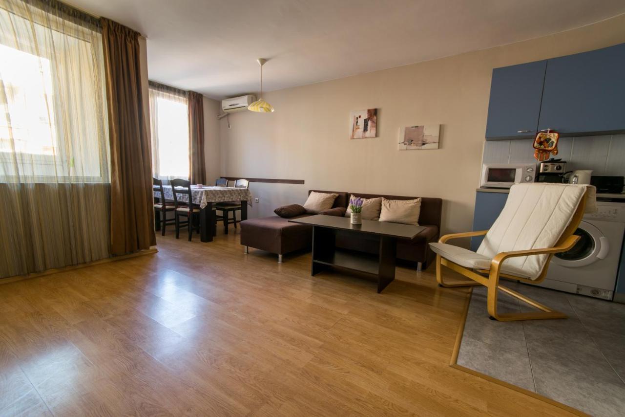 Great Apartment Near The Sea,Central Place! Бургас Экстерьер фото